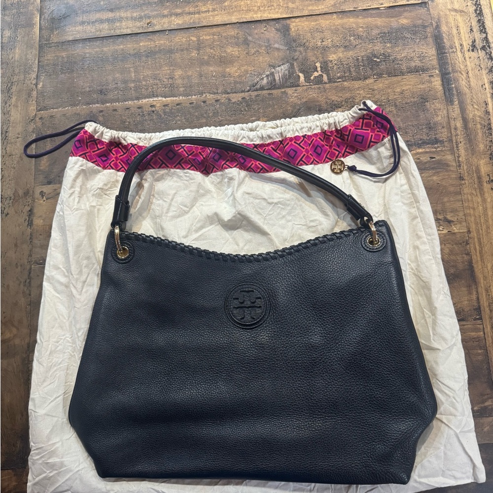 Tory Burch Black Shoulder Bag Pebbled Leather